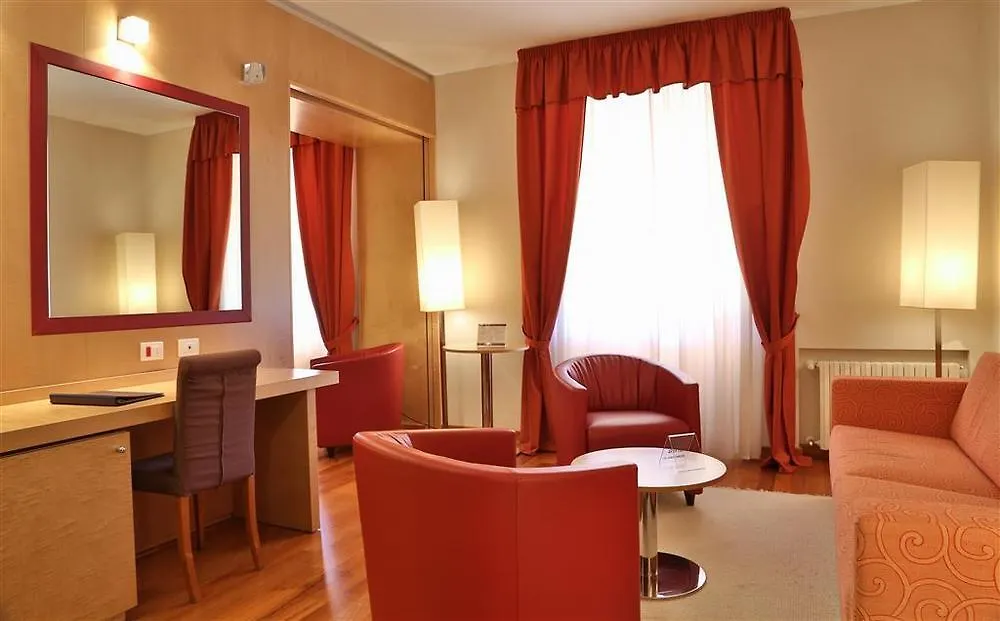 Hotel Delle Rose Terme & Wellnesspa モンティチェッリ・テルメ 4*,